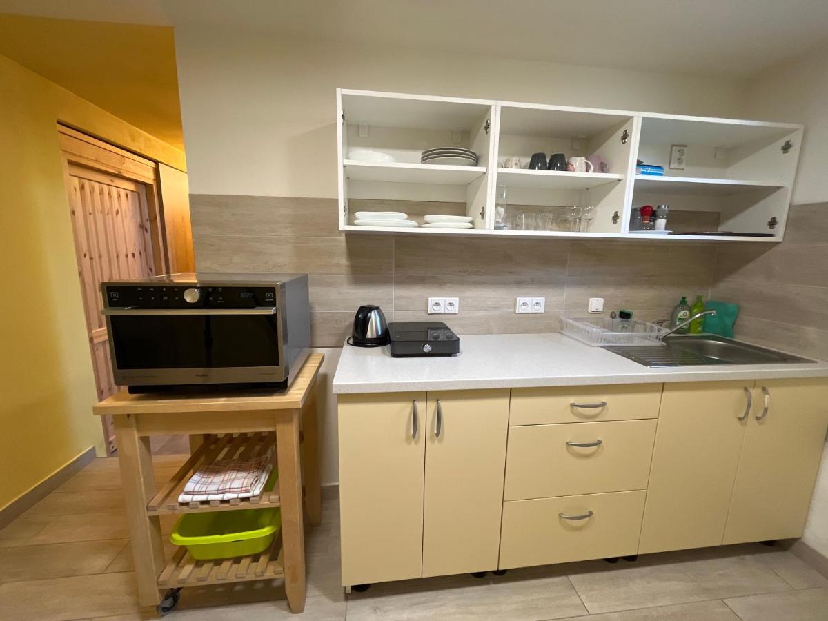 Apartmany Leto Frydek-Mistek Bagian luar foto