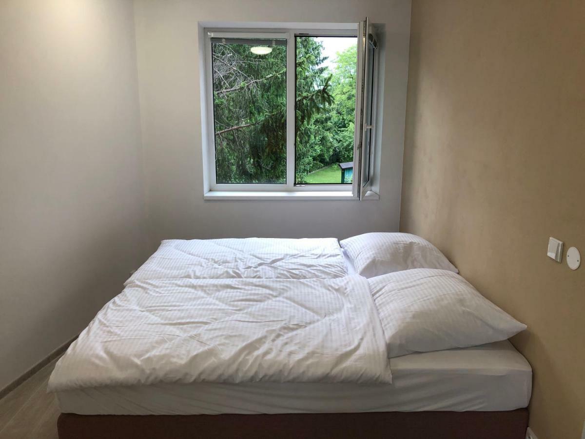 Apartmany Leto Frydek-Mistek Bagian luar foto