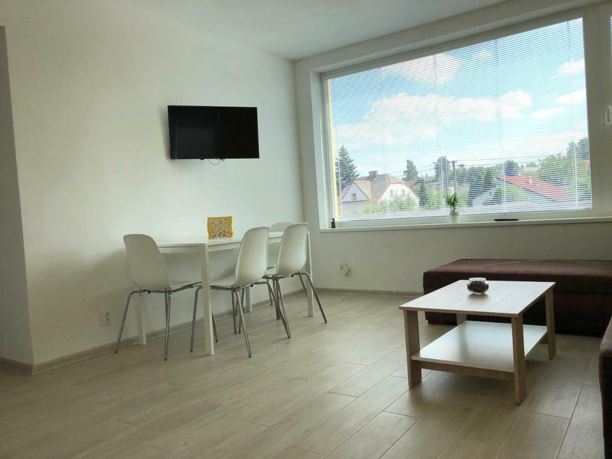 Apartmany Leto Frydek-Mistek Bagian luar foto